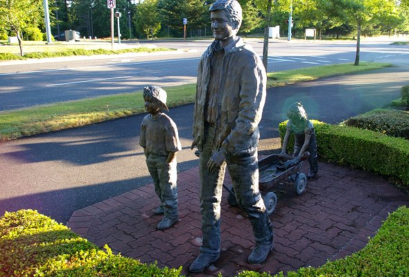 Reviews articles about DuPont, Washington - image